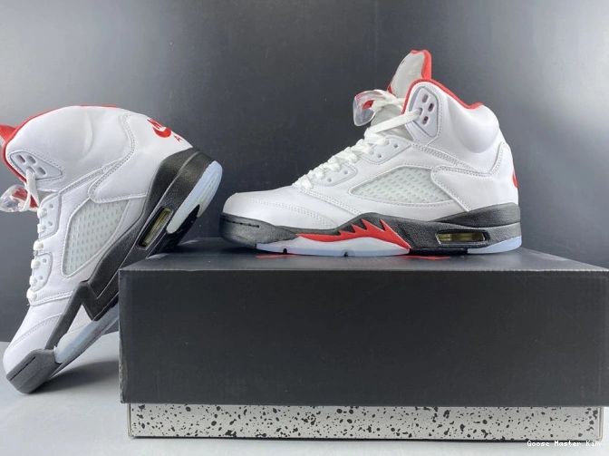 Retro Fire DA1911-102 5 Red Air Tongue Jordan Silver (2020) 0527